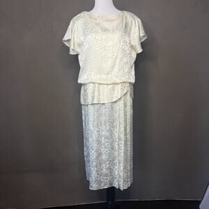 Virgo II Vintage Cream Floral Jacquard Dress Size 12 1980s Button Back